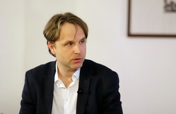 „A lokalitás az emberi tapasztalat legkisebb, mégis legmélyebb szintje”
