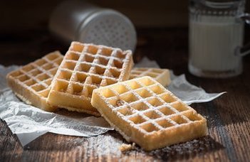 Fejes László és Blaskovics Ákos nyelvészeti tartanak előadást a Nyelvtudományi Kutatóközpontban.
