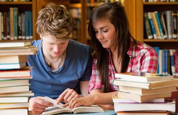 Learn Hungarian language at ELTE